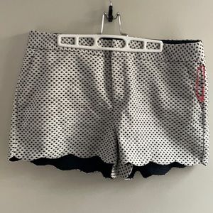 Dress shorts with scalloped leg